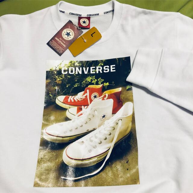 CONVERSE(コンバース)の【コンバース】美しいプリント‼️メンズスウェット　トレーナー《L》 レディースのトップス(トレーナー/スウェット)の商品写真