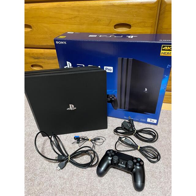 コントローラー等未使用 新品同様~ほぼ未使用 PS4 Pro 1TB CUH-7200B