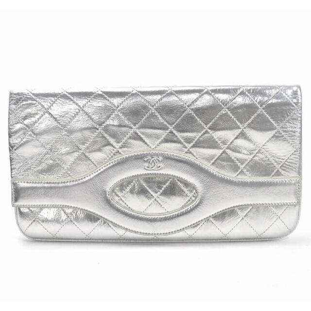 CHANEL　シャネル 　シルバークラッチバッグ 　マトラッセ☆オープンタイプ×1内ポケット