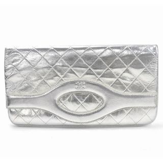 シャネル(CHANEL)のCHANEL　シャネル 　シルバークラッチバッグ 　マトラッセ☆(クラッチバッグ)