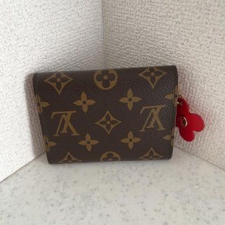 LOUIS VUITTON - ヴィトン LOUIS VITTONN フラワーチャーム 財布 ミニ