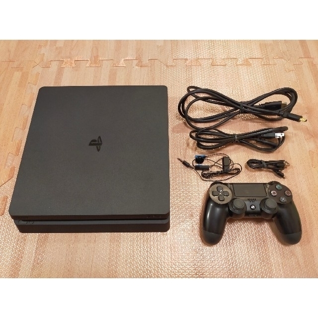 PlayStation4(プレイステーション4)のPlayStation4 本体　中古 エンタメ/ホビーのゲームソフト/ゲーム機本体(家庭用ゲーム機本体)の商品写真