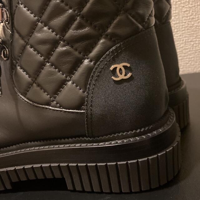 CHANEL(シャネル)の♥︎美品♥︎CHANEL♥︎レースアップブーツ♥︎ レディースの靴/シューズ(ブーツ)の商品写真