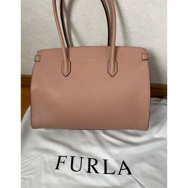 更に再値下げ！FURLA バッグとレザー製品クリームと防水スプレーUVプロ