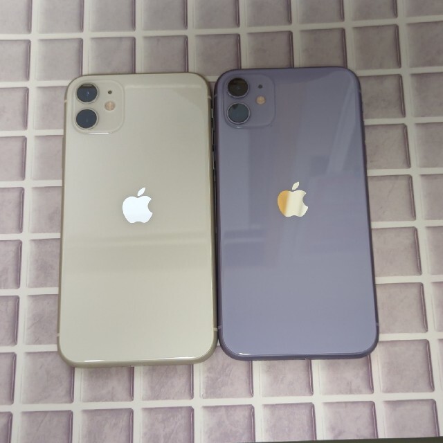 iPhone 11 64GB ２台