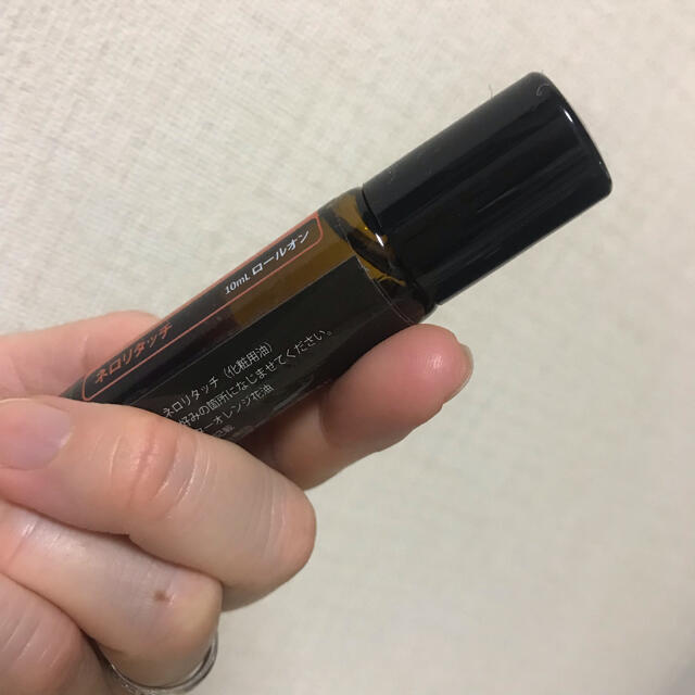 【正規品:限定品】ドテラ　ネロリタッチ　ロールオン10ml コスメ/美容のリラクゼーション(エッセンシャルオイル（精油）)の商品写真