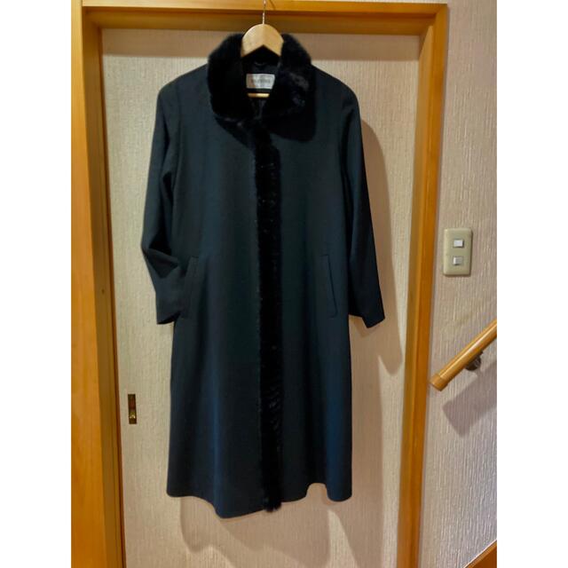 【冠婚葬祭】カシミヤ100%ミンクコート　黒色 レディースのジャケット/アウター(毛皮/ファーコート)の商品写真