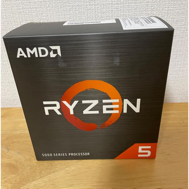 新品　Ryzen 5 5600X AMD  国内正規品With Wraith  スマホ/家電/カメラのPC/タブレット(PCパーツ)の商品写真