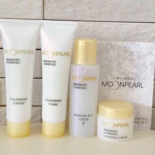 ミキモトコスメティックス(MIKIMOTO COSMETICS)の✴︎キラリ様専用✴︎ミキモト コスメティックス トライアルセット♡２セット (サンプル/トライアルキット)