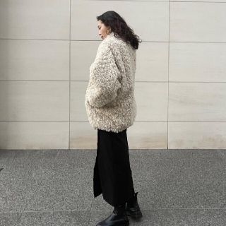 curl fur short coat  clane