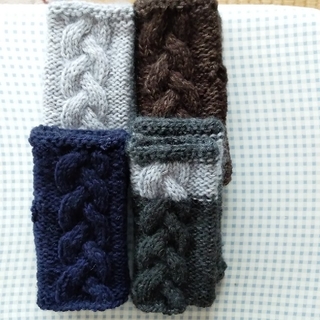 手編みハンドウオーマー　4組セット(手袋)