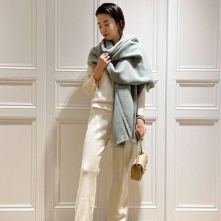 アパルトモンドゥーズィエムクラス(L'Appartement DEUXIEME CLASSE)の【ALONPI CASHMERE/アロンピ カシミア】カシミアストール(マフラー/ショール)