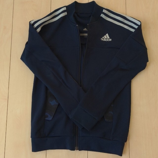 adidas ジャージ キッズ/ベビー/マタニティのキッズ服男の子用(90cm~)(ジャケット/上着)の商品写真