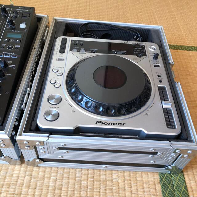 パイオニア　CDJ800MK2 を2台　DJセット 4