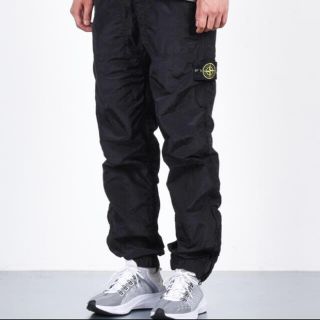 ストーンアイランド(STONE ISLAND)のStoneIsland Nylon Metal Pant 18 L(ワークパンツ/カーゴパンツ)