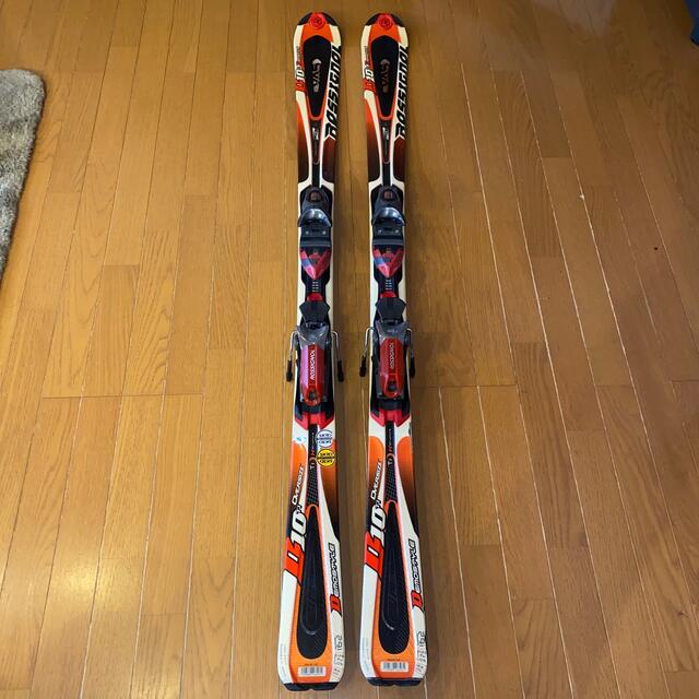 ROSSIGNOL(ロシニョール)のロシニョール D10 Ti DEMOSTYLE 162cm スポーツ/アウトドアのスキー(板)の商品写真