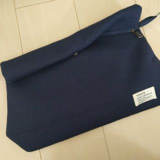 ヴァンス(VENCE)の美品✨　VENCEｳﾞｧﾝｽ　クラッチバッグ👜(クラッチバッグ)