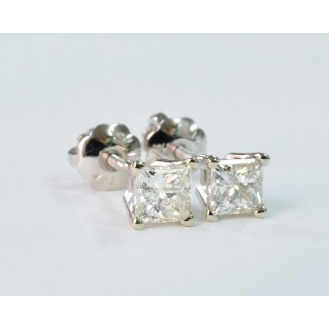 角ダイヤ 0.270ct 0.267ct 中央宝石研究所ソーティング付き 角ダイヤ 0.270ct 0.267ct 中央宝石研究所ソーティング付き