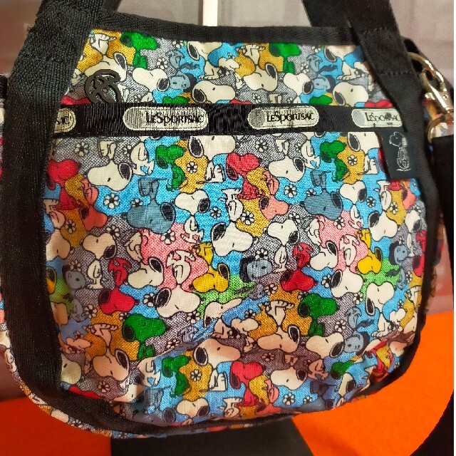 LeSportsac(レスポートサック)のLeSportsac トートバッグ ショルダーバッグ ナイロン マルチ 563 レディースのバッグ(ショルダーバッグ)の商品写真