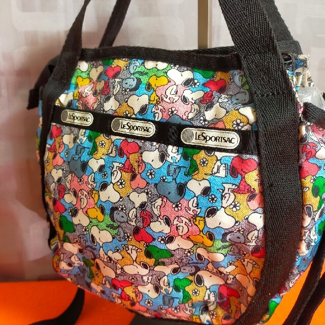 LeSportsac(レスポートサック)のLeSportsac トートバッグ ショルダーバッグ ナイロン マルチ 563 レディースのバッグ(ショルダーバッグ)の商品写真