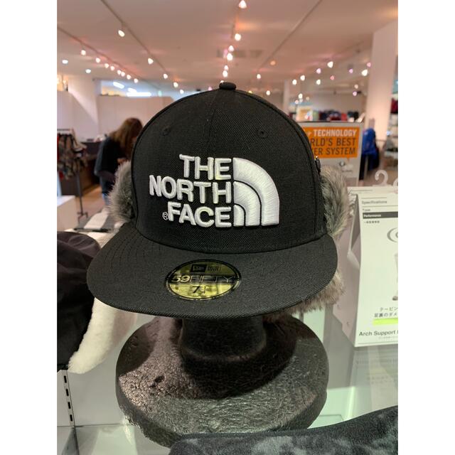 THE NORTH FACE(ザノースフェイス)のthe  north face new era trapper cap レディースの帽子(キャップ)の商品写真