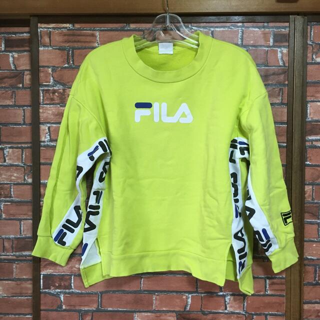 FILA(フィラ)のALGY アルジー FILA フィラ コラボ スウェット150cm 蛍光黄色 キッズ/ベビー/マタニティのキッズ服女の子用(90cm~)(Tシャツ/カットソー)の商品写真