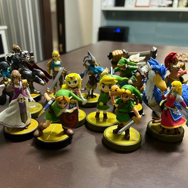 【未開封】ゼルダamiiboセット(ゼルダ ,ウルボザ ,リーバル ,ミファー)