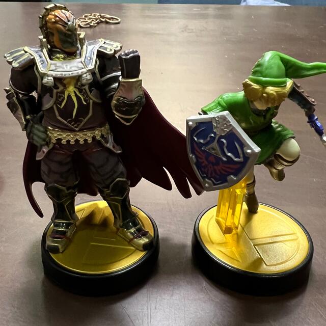 amiibo ゼルダの伝説キャラフルセット価格！フィギュア