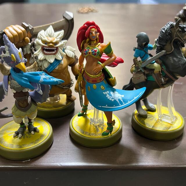 amiibo ゼルダの伝説キャラフルセット価格！フィギュア