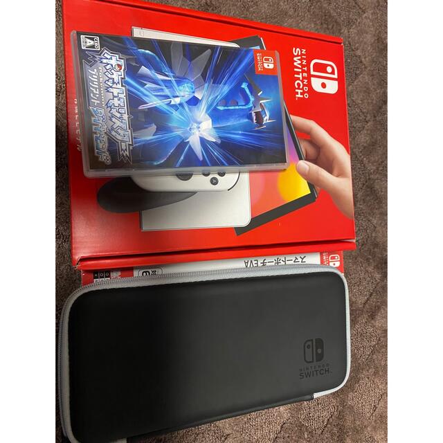 ニンテンドースイッチ　有機EL ホワイト　ポケモン