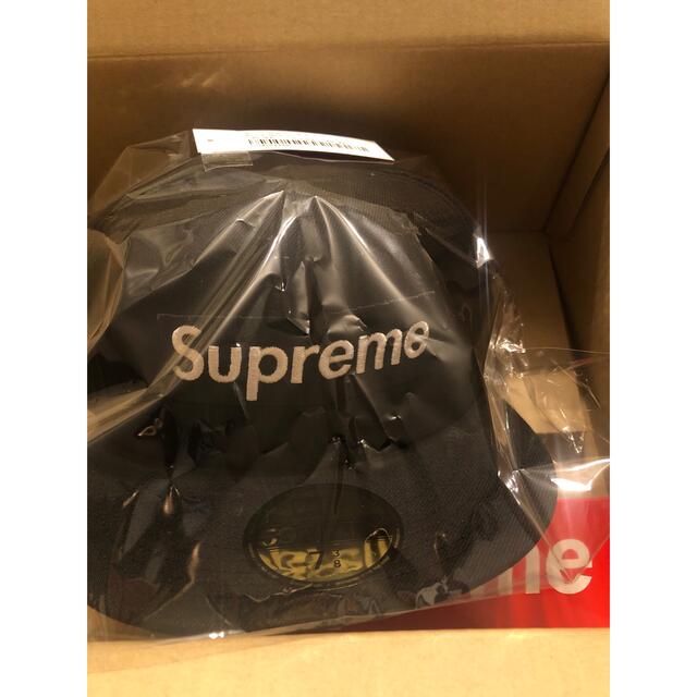 Supreme(シュプリーム)のSupreme NewYork YankeesBox Logo New Era メンズの帽子(キャップ)の商品写真