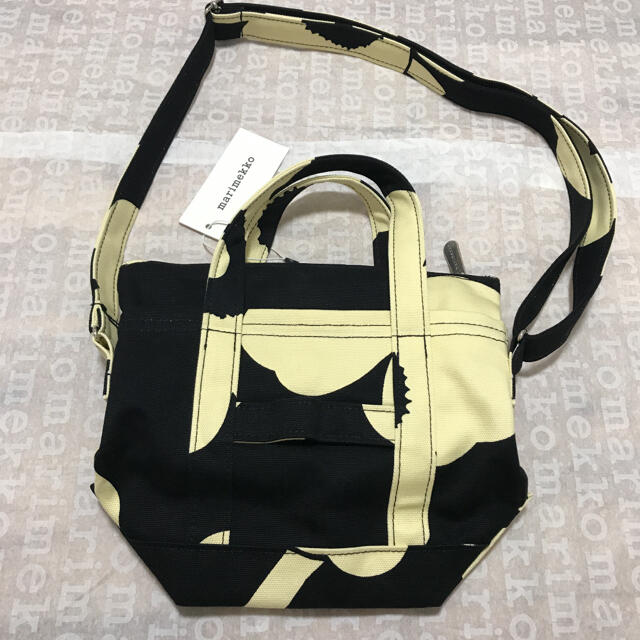marimekko(マリメッコ)の新品　Milli Matkuri Juhla Unikko ショルダーバッグ レディースのバッグ(ショルダーバッグ)の商品写真