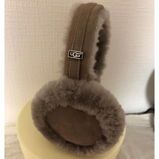 UGG(アグ)のえびさん専用です。UGG イヤーマフラー　シープスキン  レディースのファッション小物(イヤーマフ)の商品写真