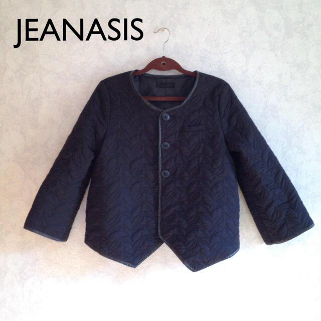JEANASIS(ジーナシス)のJEANASIS キルティングジャケット レディースのジャケット/アウター(ノーカラージャケット)の商品写真
