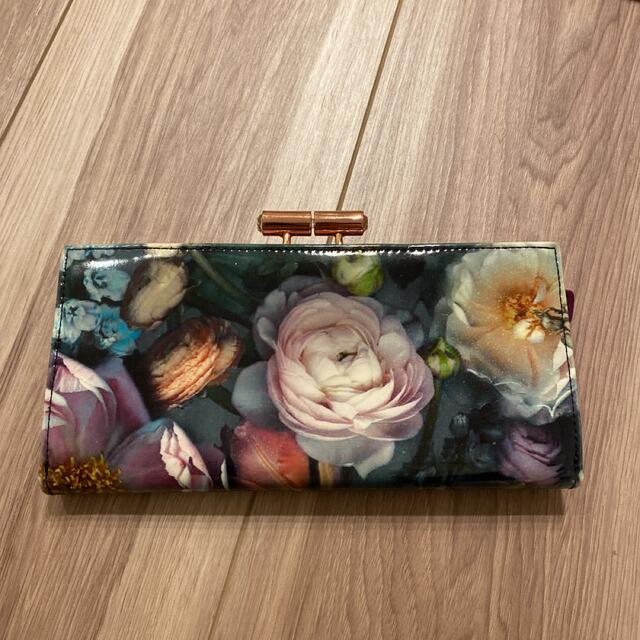 TED BAKER(テッドベイカー)のタイムセール！！！TED BAKER テッドベーカー 長財布 Flower レディースのファッション小物(財布)の商品写真