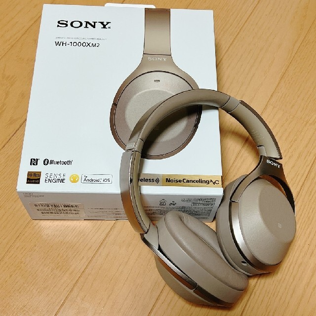 SONY WH-1000XM2 　ノイズキャンセリングヘッドフォン