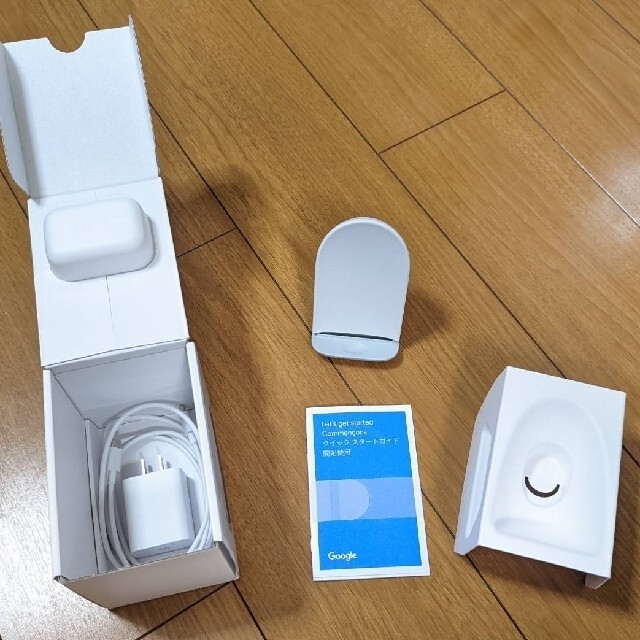 Google(グーグル)のGoogle Pixel Stand (第2世代) スマホ/家電/カメラのスマートフォン/携帯電話(バッテリー/充電器)の商品写真