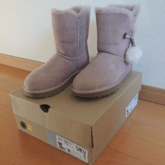 【未使用】UGG(23cm) Irina Star Charm