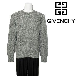 GIVENCHY(ニット/セーター ・ ホワイト/白色系)のフリマ GIVENCHY(ニット/セーター ・ ホワイト/白色系)のフリマ