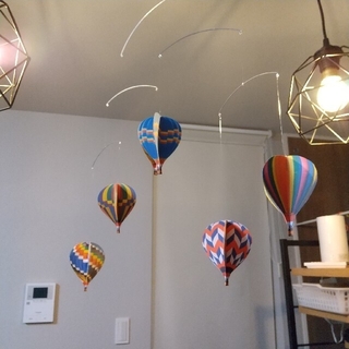 # ￥1800→￥1600 モビール 気球 モビール balloon(彫刻/オブジェ)