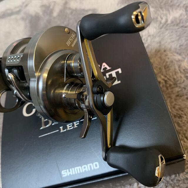 CONQUEST(コンクエスト)のSHIMANO CALCUTTA CONQUEST BFS HG LEFT スポーツ/アウトドアのフィッシング(リール)の商品写真