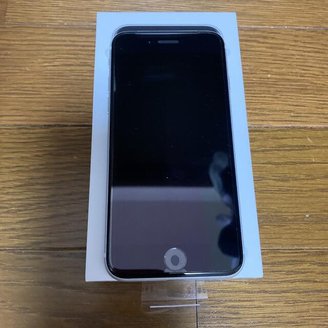 iphone SE 64GB ホワイト SIMフリー 2