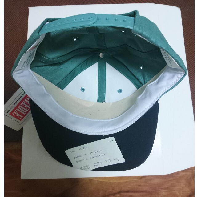 SNOOPY(スヌーピー)の未使用品 スヌーピー CAP 緑色 バングラデシュ製 綿100％ メンズの帽子(キャップ)の商品写真