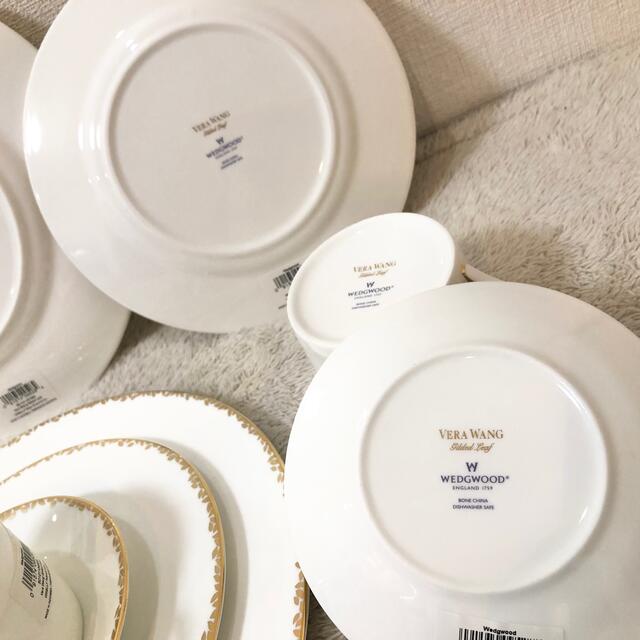 新品ウェッジウッドヴェラウォン食器セットペアディナープレート皿カップ&ソーサー 新品ウェッジウッドヴェラウォン食器セットペアディナープレート皿カップ&ソーサー