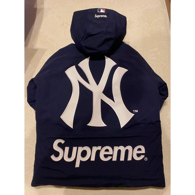 Supreme / New York Yankees Down Jacket M