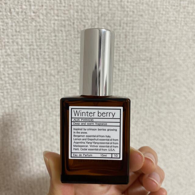 AUX PARADIS(オゥパラディ)のパルファムオゥパラディ ウィンターベリー コスメ/美容の香水(香水(女性用))の商品写真