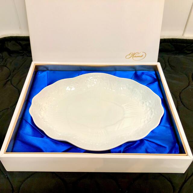 HEREND 新品ヘレンド大皿プレートオーバルディッシュ　ホワイト白色