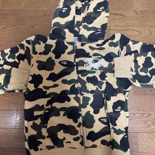 アベイシングエイプ(A BATHING APE)のSサイズ　ape パーカー(パーカー)