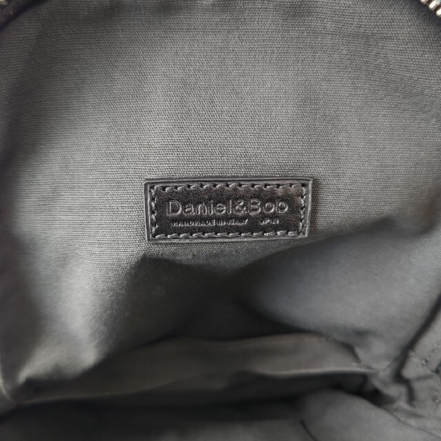 Daniel & Bob(ダニエルアンドボブ)の新品未使用　Daniel&Bob　PLUTO  ダニエル&ボブ プルート メンズのバッグ(ショルダーバッグ)の商品写真