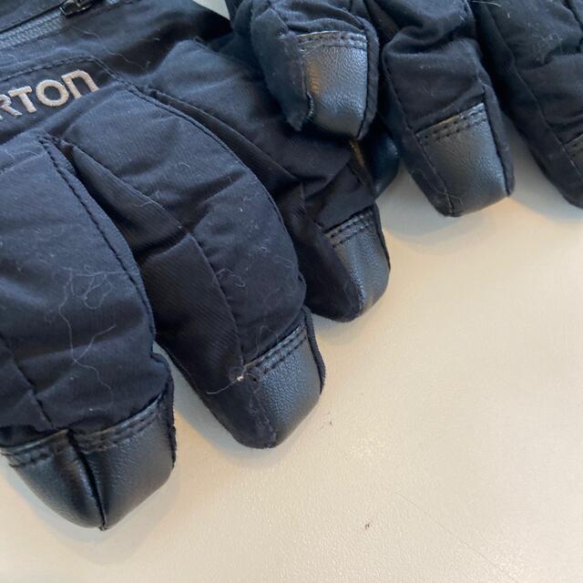 BURTON(バートン)の中古品◇Burton バートン　グローブ　メンズ　Mサイズ　黒　スキー　スノボー スポーツ/アウトドアのスノーボード(ウエア/装備)の商品写真